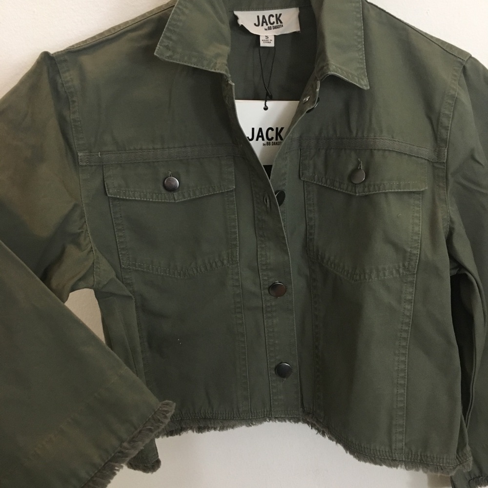 BB Dakota Ready for it Cropped jacket